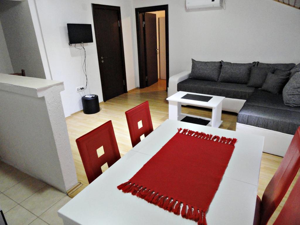 Apartments Pribilovic Μπούντβα Δωμάτιο φωτογραφία